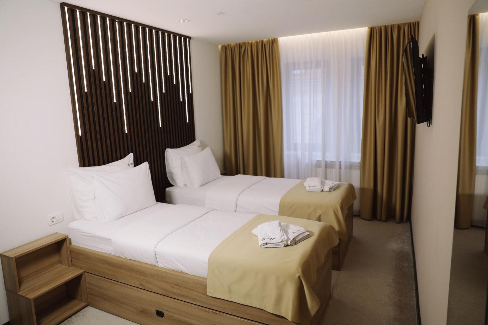 Hotel Sax-Win Pozega Exterior foto